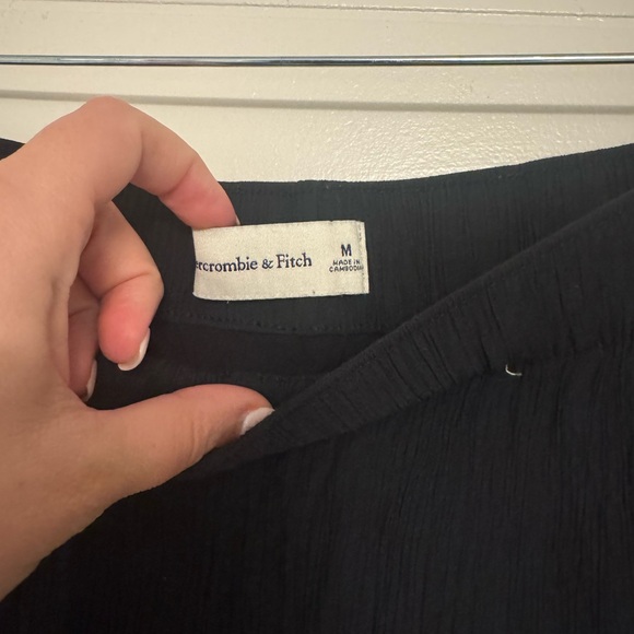 Abercrombie Crinkle Texture Pull On Pant - Picture 4 of 4